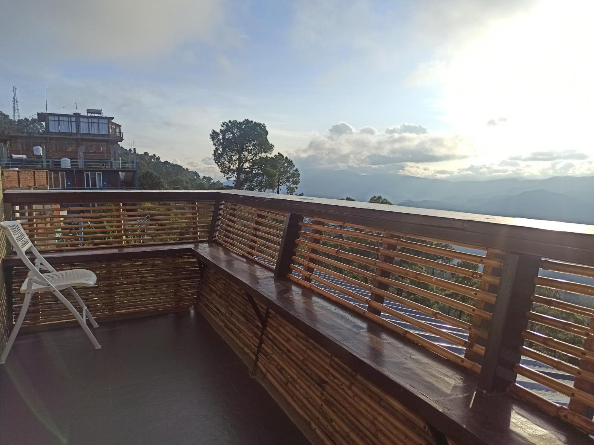 Himalayan Hobbit House Otel Almora Dış mekan fotoğraf