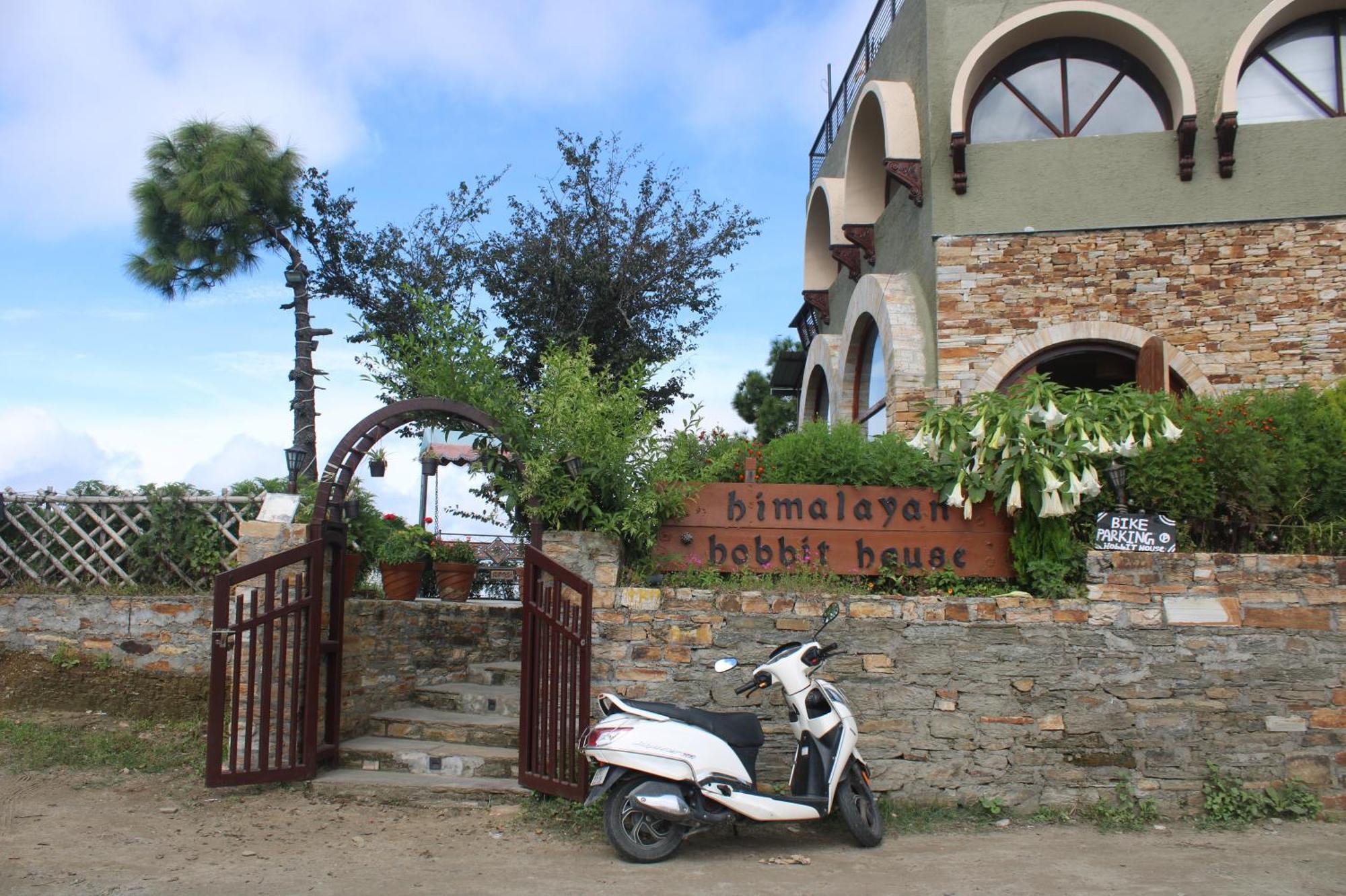 Himalayan Hobbit House Otel Almora Dış mekan fotoğraf